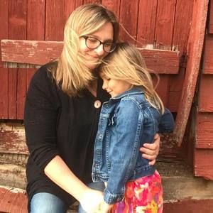 Meet your Posher, Angela